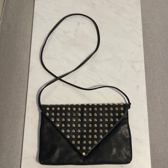 Black with flat gold studs no name shoulder bag - Picture 1 of 4